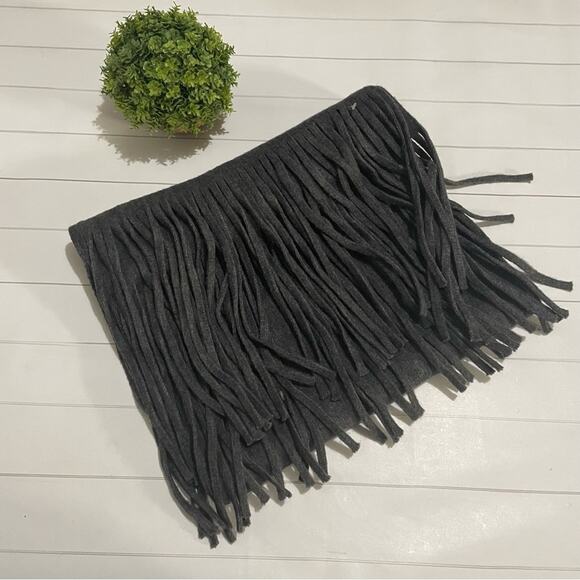 Lucky Brand Dark Charcoal Gray Long Fringe Soft Cozy Scarf Women’s One Size - Picture 3 of 9